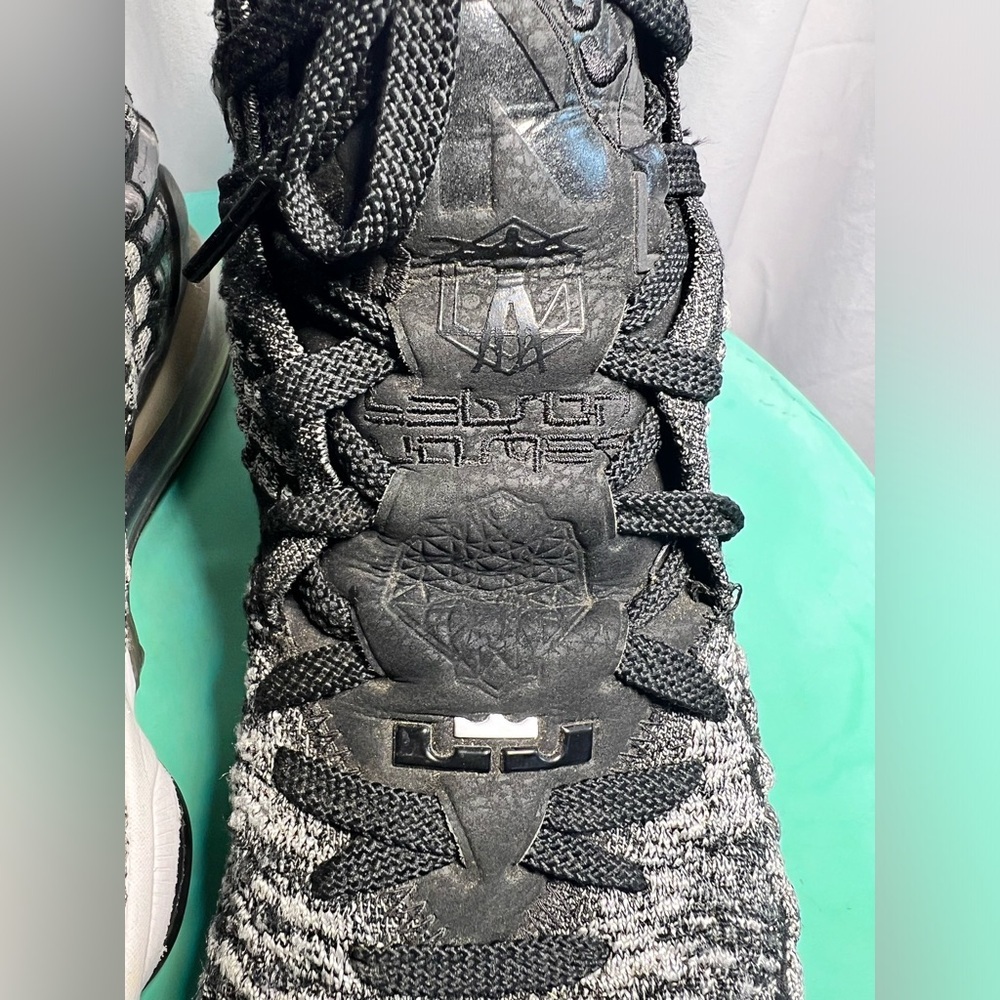Nike Lebron 17 XVII In The Arena Black White | Men’s 9 - Picture 5 of 14